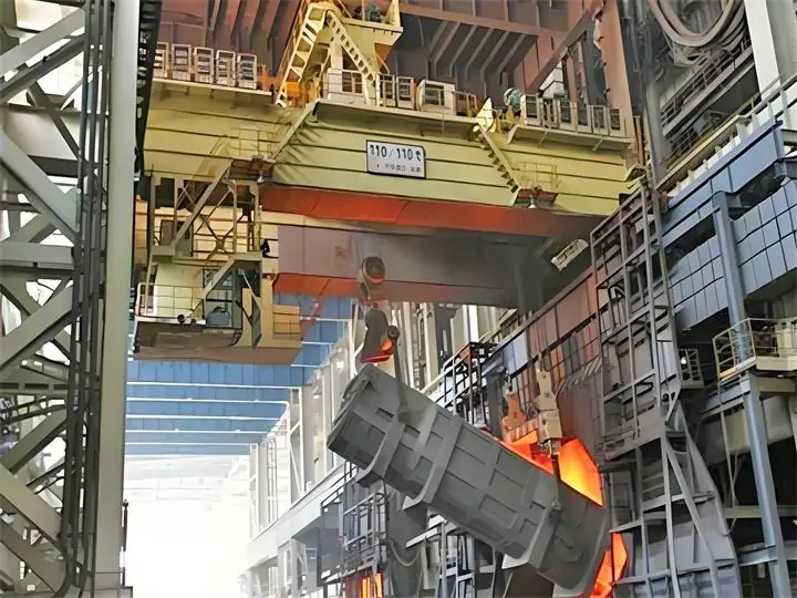 Grue d'aciérie